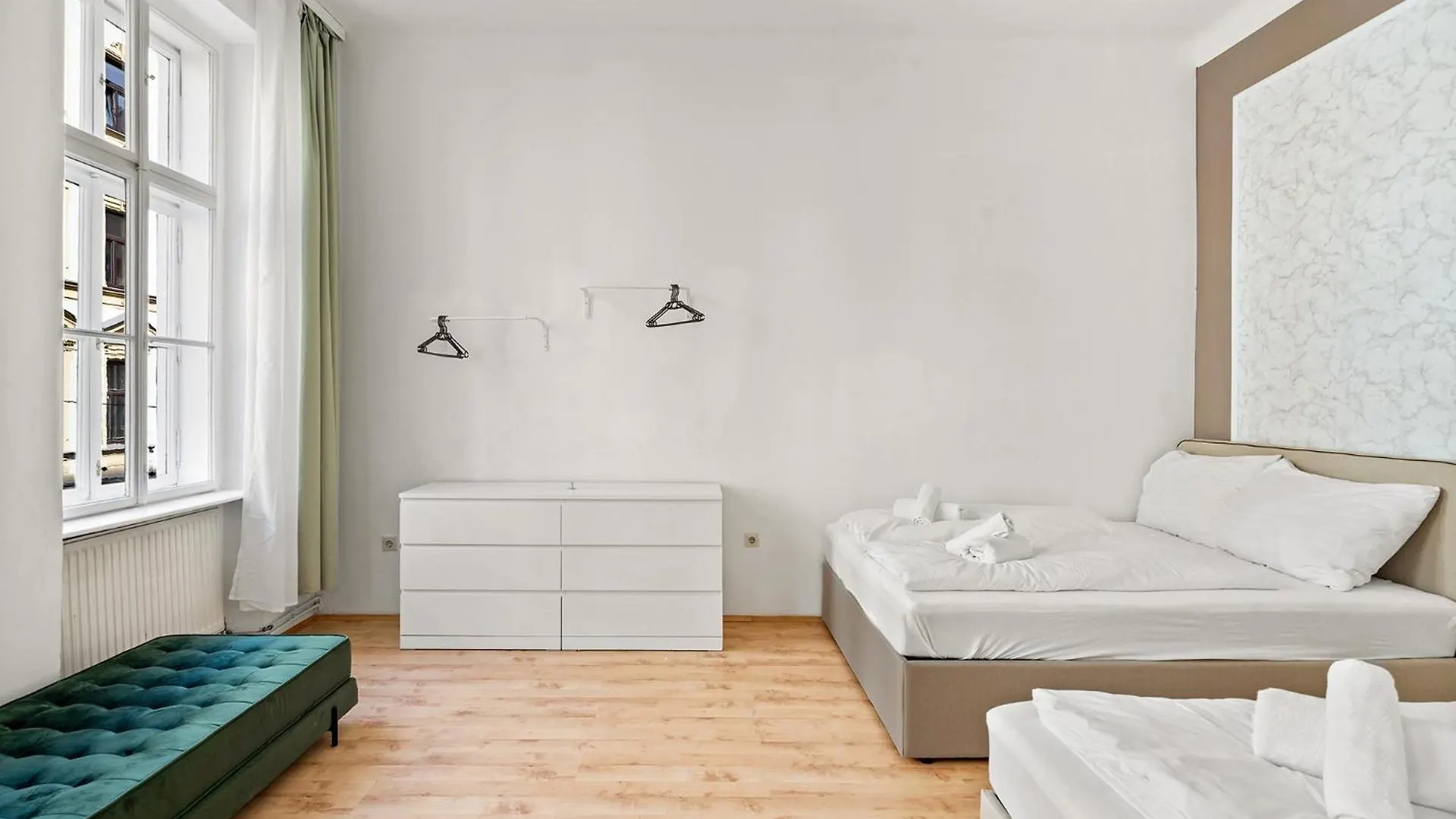 Apartments Maximilian Vienna 0*,